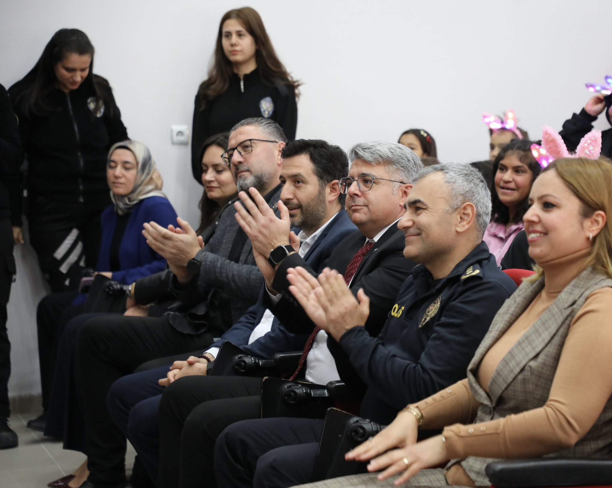 Çocuk Evleri Sitesinde Melis Fis Konseri Düzenlendi