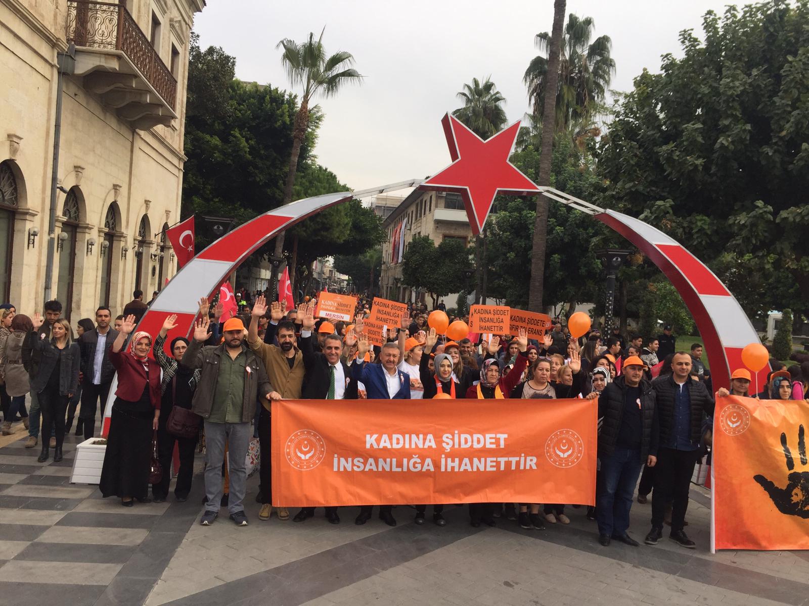  ’Kadina Yonelik Siddete Karsi Uluslararasi Mucadele Gunu’ kapsaminda yuruyusumuzu duzenledik