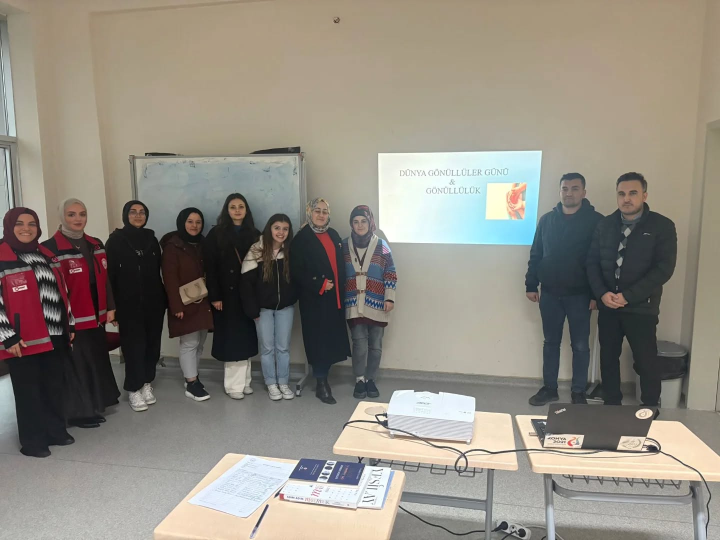 “Gönüllü Olmak” Konulu Söyleşi Programı Gerçekleştirildi