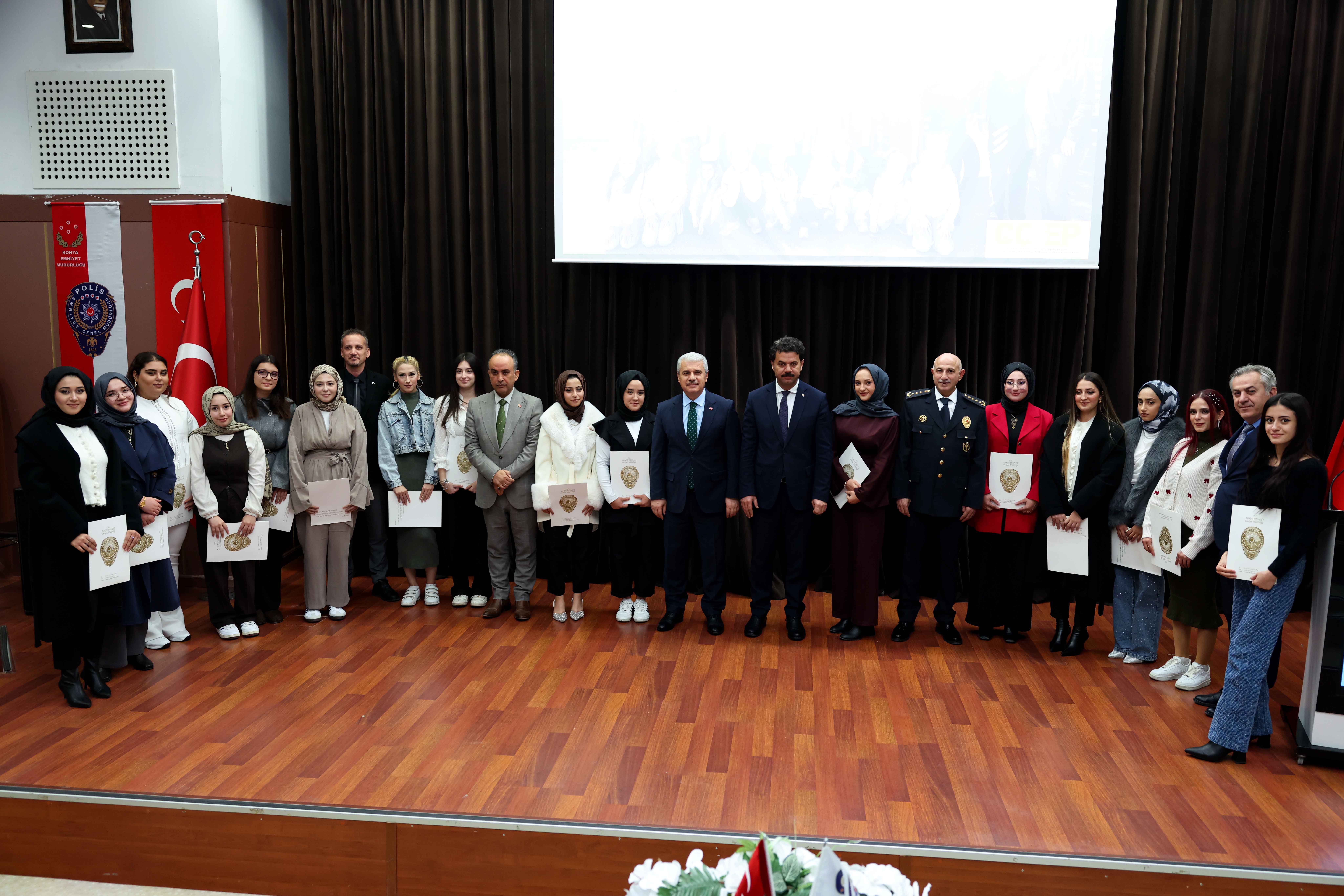 “Kimsesiz Değilsiniz, Bizim İçin Özelsiniz” Projesi Tamamlandı