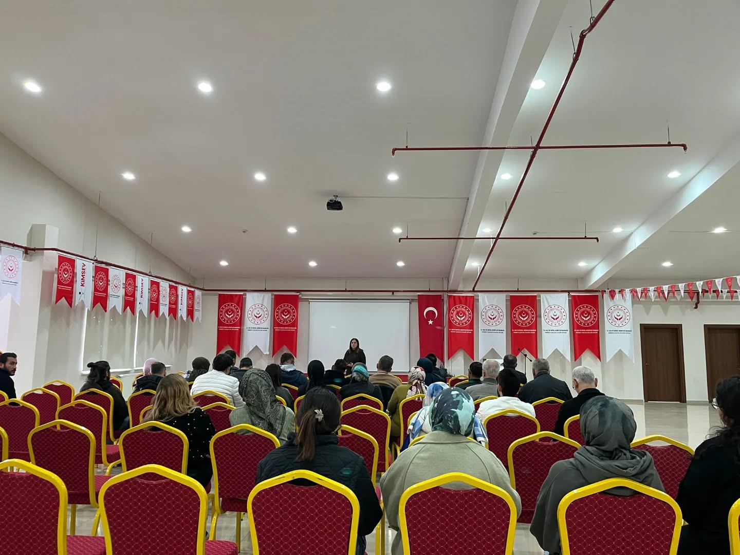 “Kadına Yönelik Şiddet ve Erkan Yaşta Evliliklerle  Mücadele” Konulu Eğitim Düzenlendi