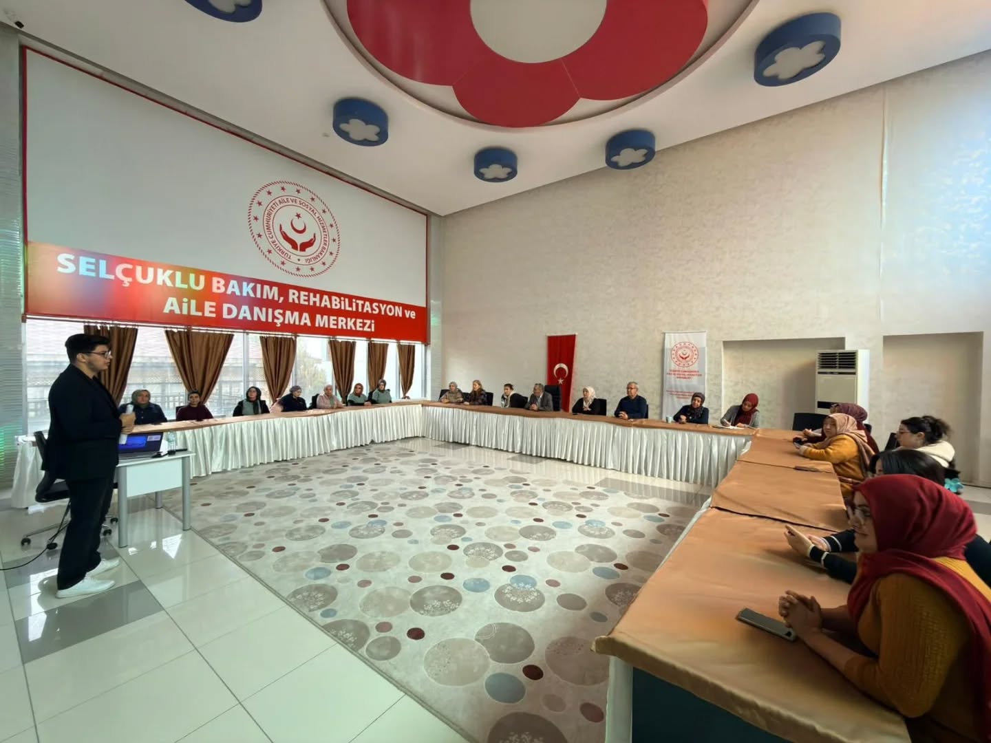 “Otizm Spektrum Bozukluğu” Eğitimi Düzenlendi