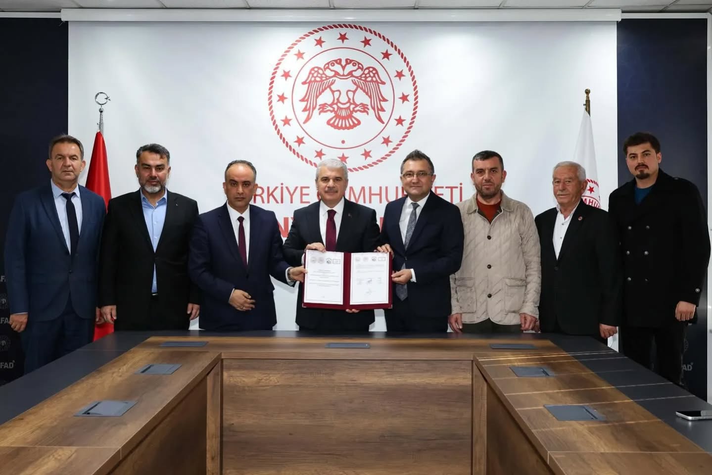 Beyşehir ve Karapınar İlçelerinde Hayata Geçirilecek Huzurevi Projeleri İmza Töreni Gerçekleştirildi