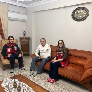 Şehit ve Gazi Ailelerimize Yönelik Anma ve Ziyaret Programları Gerçekleştirildi - fotoğraf 2
