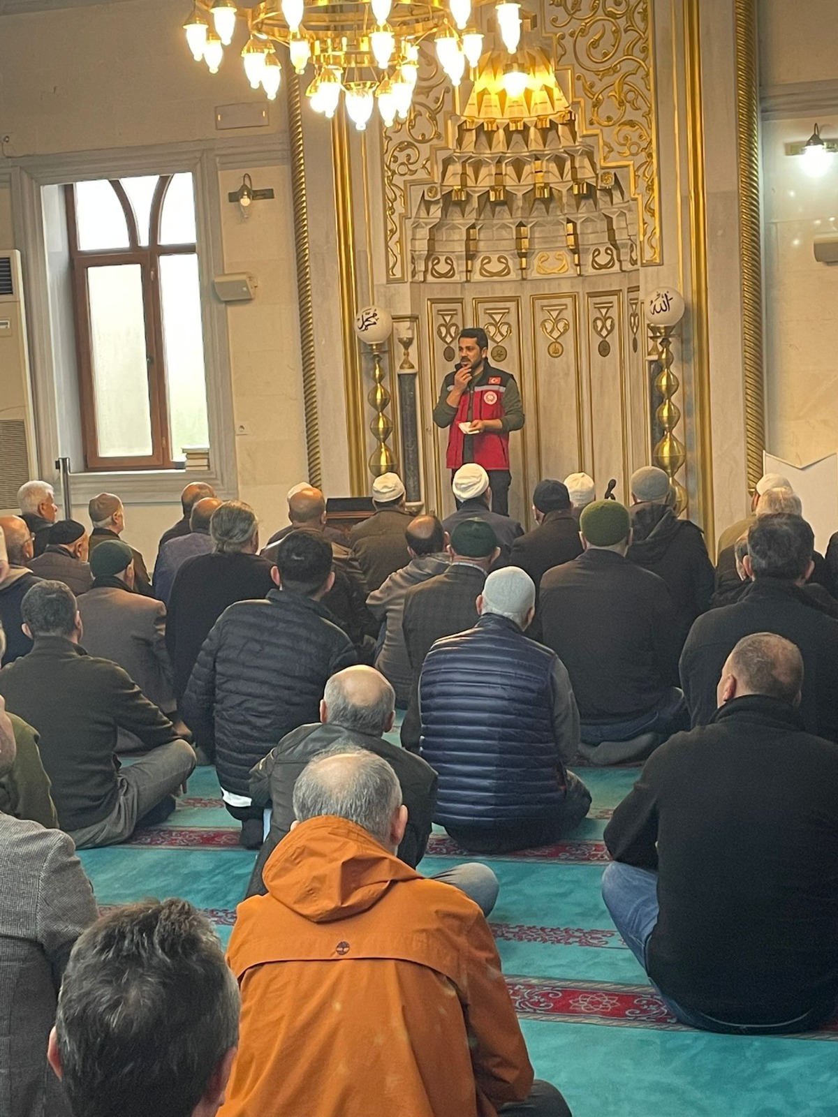 Sosyal Hizmet Merkezlerimiz Tarafından İlimiz Genelindeki Camilerde Cuma Namazı Öncesi Farkındalık Eğitimlerimiz Devam Ediyor