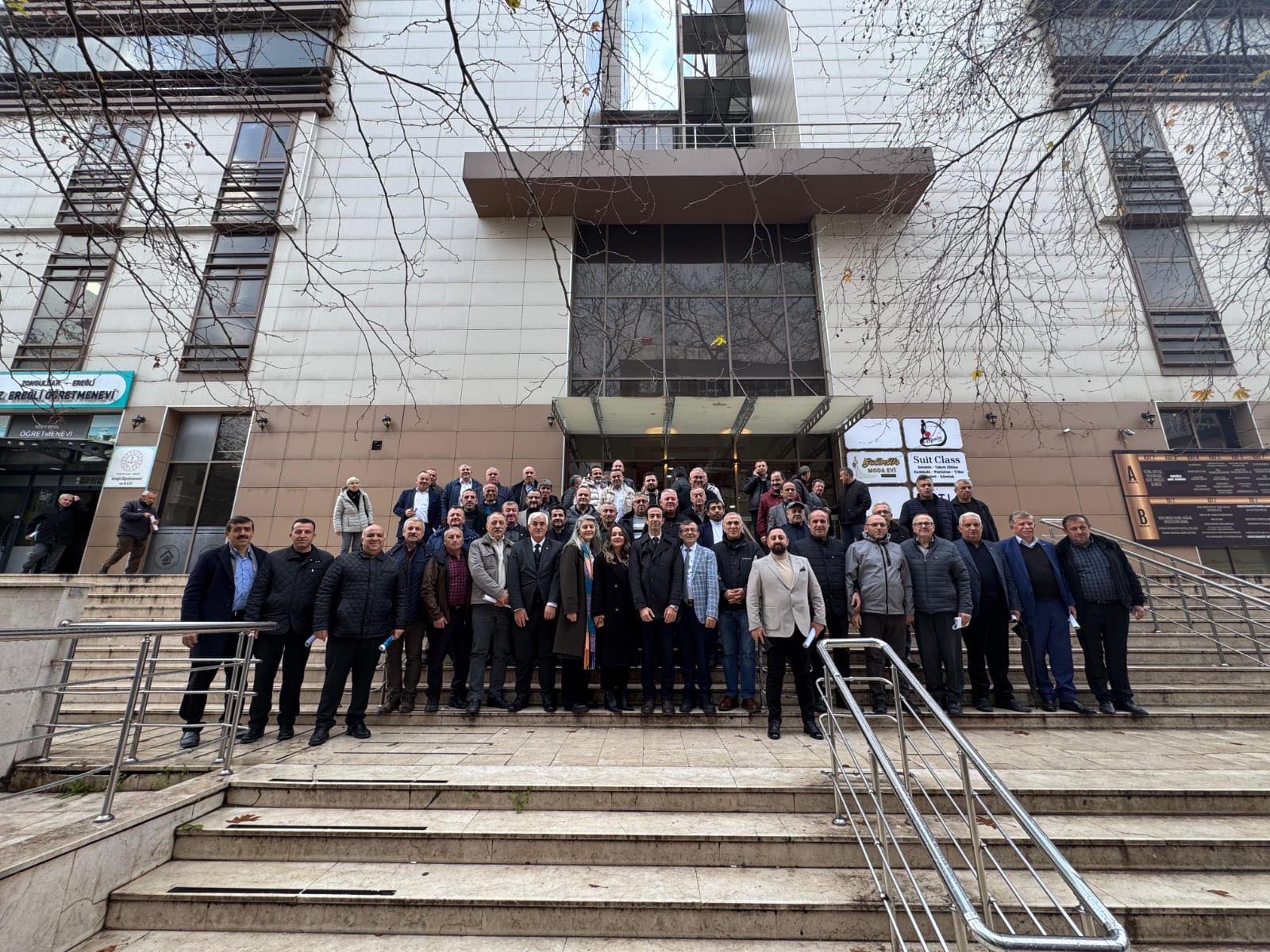 “2025 Aile Yılı ve Aile Sosyal Hizmetler Bakanlığı Hizmetleri” konulu eğitim gerçekleştirilmiştir.