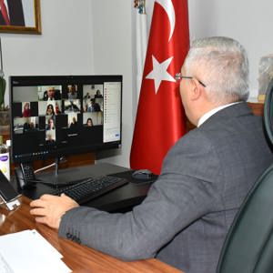Sosyal Hizmet Merkezleri Müdürleri ile Çevrim İçi Değerlendirme Toplantısı - fotoğraf 1