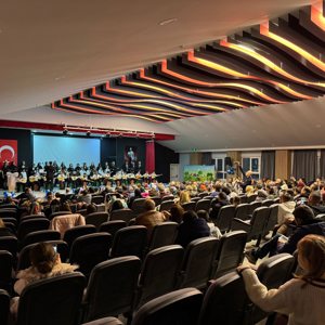 İl Müdürümüz Sayın Emine BÖÇKÜN, “Aile Yılı Korosu” Etkinliğine Katıldı - fotoğraf 5