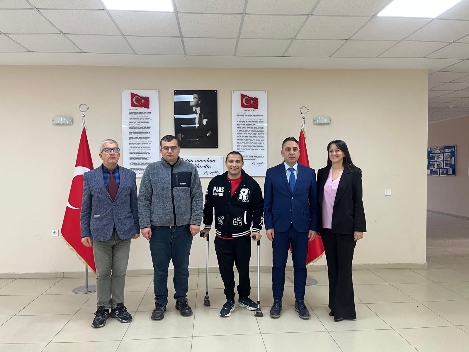 3 Aralık Dünya Engelliler Günü Nedeniyle Hazar KAHRAMAN Ziyaret Edildi.