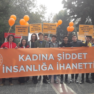 Kadına Yönelik Şiddetle Mücadele Seferberlik Ruhu İçinde, Sıfır Tolerans İlkesi İle Kararlılıkla Devam Edilmektedir. - fotoğraf 1