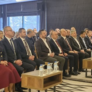 İl Müdürümüz Sayın Emine BÖÇKÜN’den Sağlık ve Sosyal Hizmet Çalışanlarına Yönelik Farkındalık Programına Katılım - fotoğraf 3