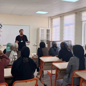  Beşiri Aile Destek Merkezi (ADEM) kursiyerlerine “Çocuklarda Mahremiyet Bilinci ve Aile Eğitim Programı” eğitimi  - fotoğraf 1
