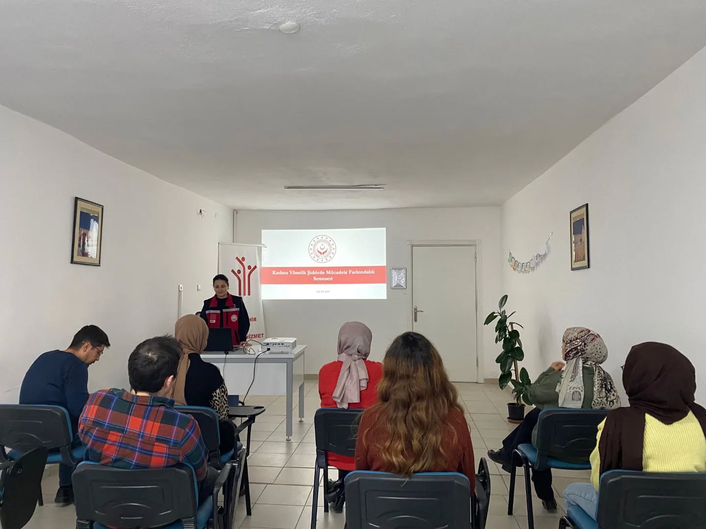 Kadına Yönelik Şiddetle Mücadele Farkındalık Eğitimi Gerçekleştirildi