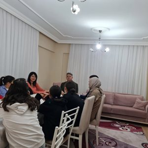 Çocuk Evleri’nde Samimi Akşam Yemeği - fotoğraf 2