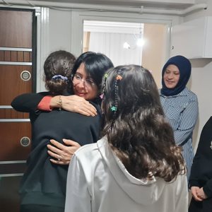Çocuk Evleri’nde Samimi Akşam Yemeği - fotoğraf 4