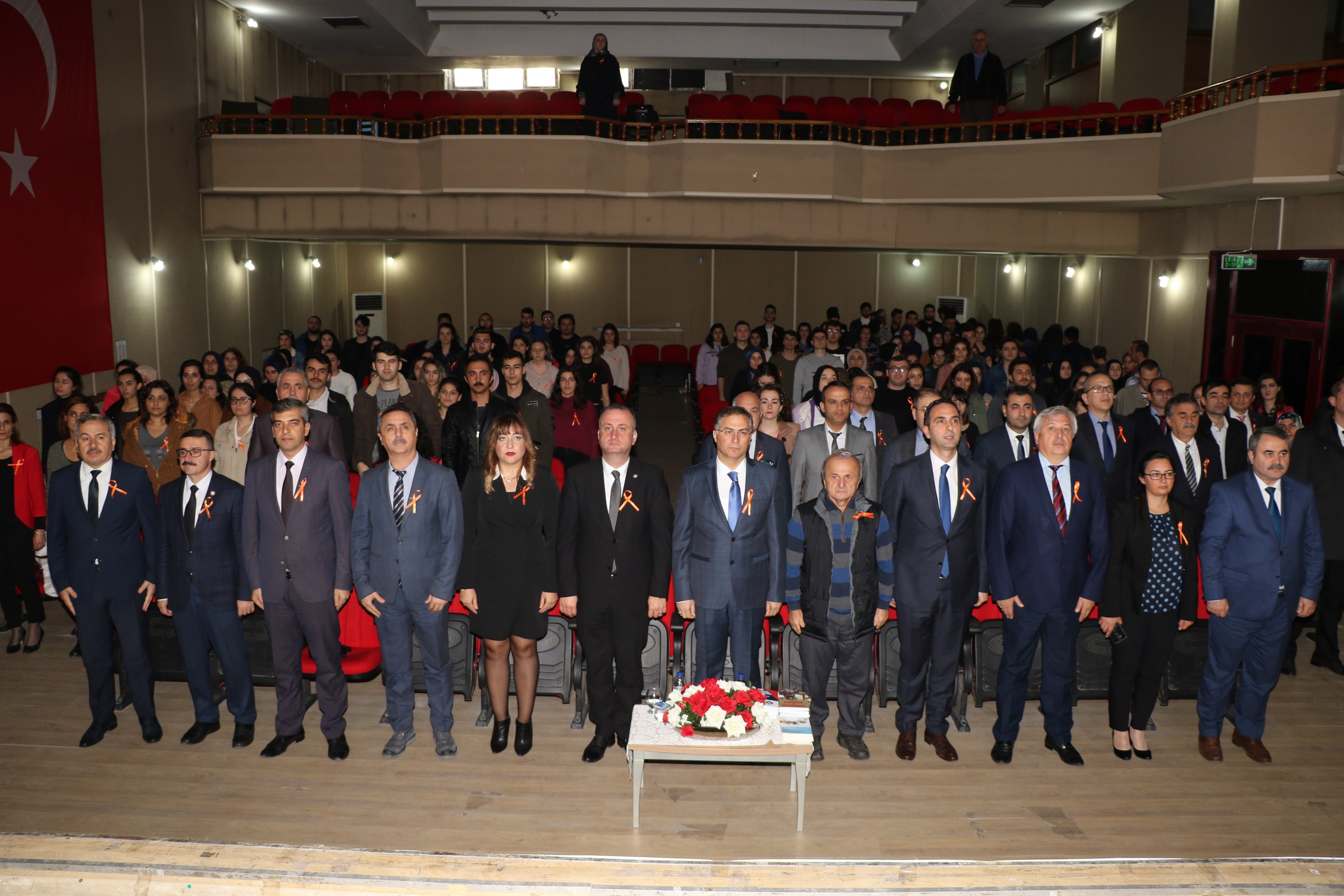  Valimiz Sayın Köksal Şakalar Şiddeti Önlemek İçin Önce Anlamak Konulu Konferansa Katıldı