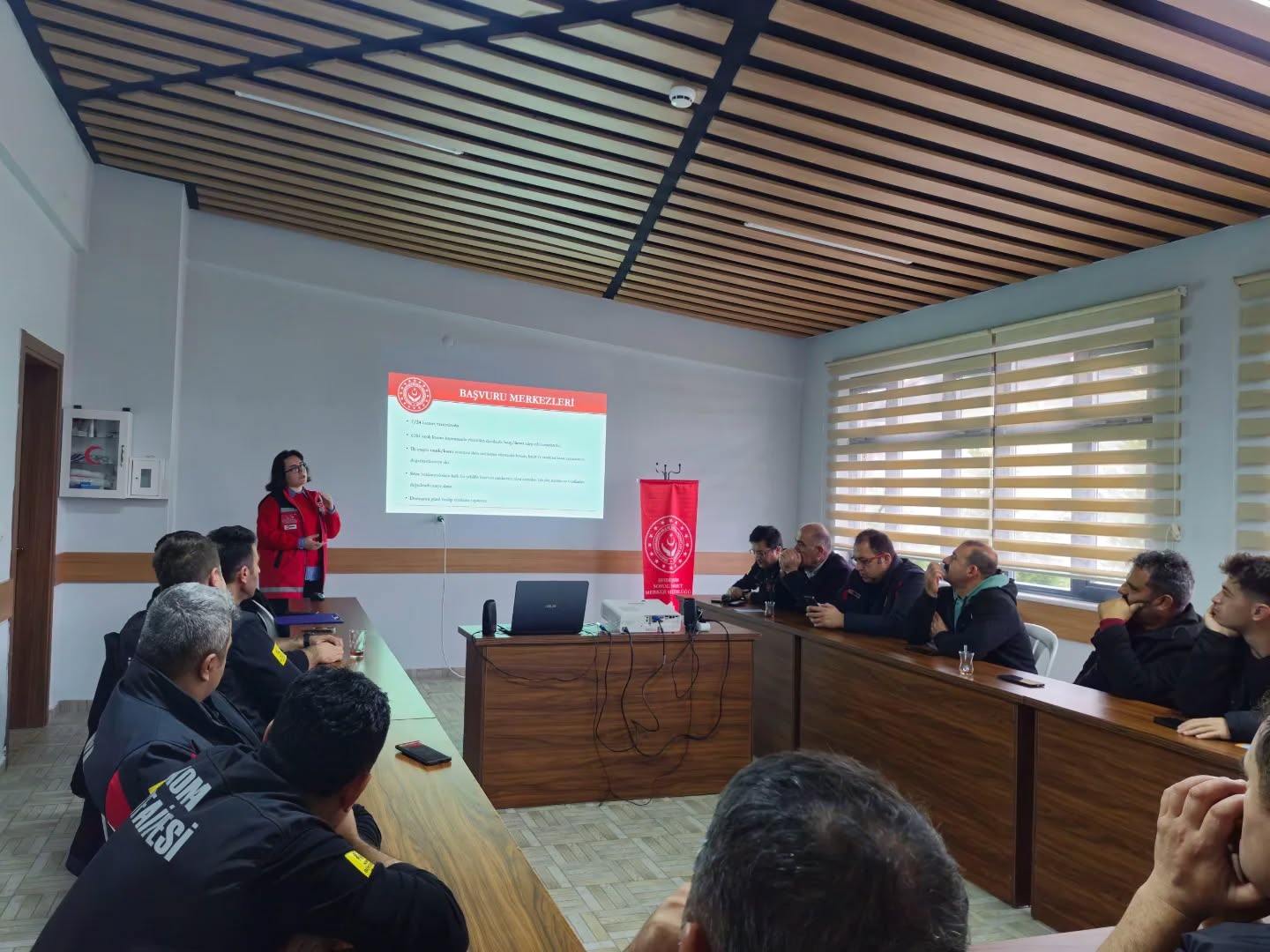 Aile İçi ve Kadına Yönelik Şiddetle ve Erken Yaşta Zorla Evlilikle Mücadele Eğitimi Gerçekleştirildi