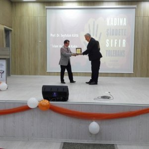 “25 Kasım Kadına Yönelik Şiddete Karşı Uluslararası Mücadele Günü” Programı İl Müdürlüğümüzde Gerçekleşmiştir - fotoğraf 4