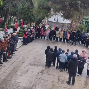 Vatan Size Minnettar: Aralık Ayı Şehitlerimizi Pınarbaşı’nda Dualarla Andık - fotoğraf 4