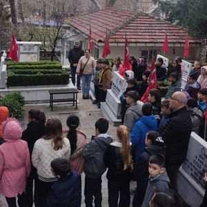 Vatan Size Minnettar: Aralık Ayı Şehitlerimizi Pınarbaşı’nda Dualarla Andık - fotoğraf 3