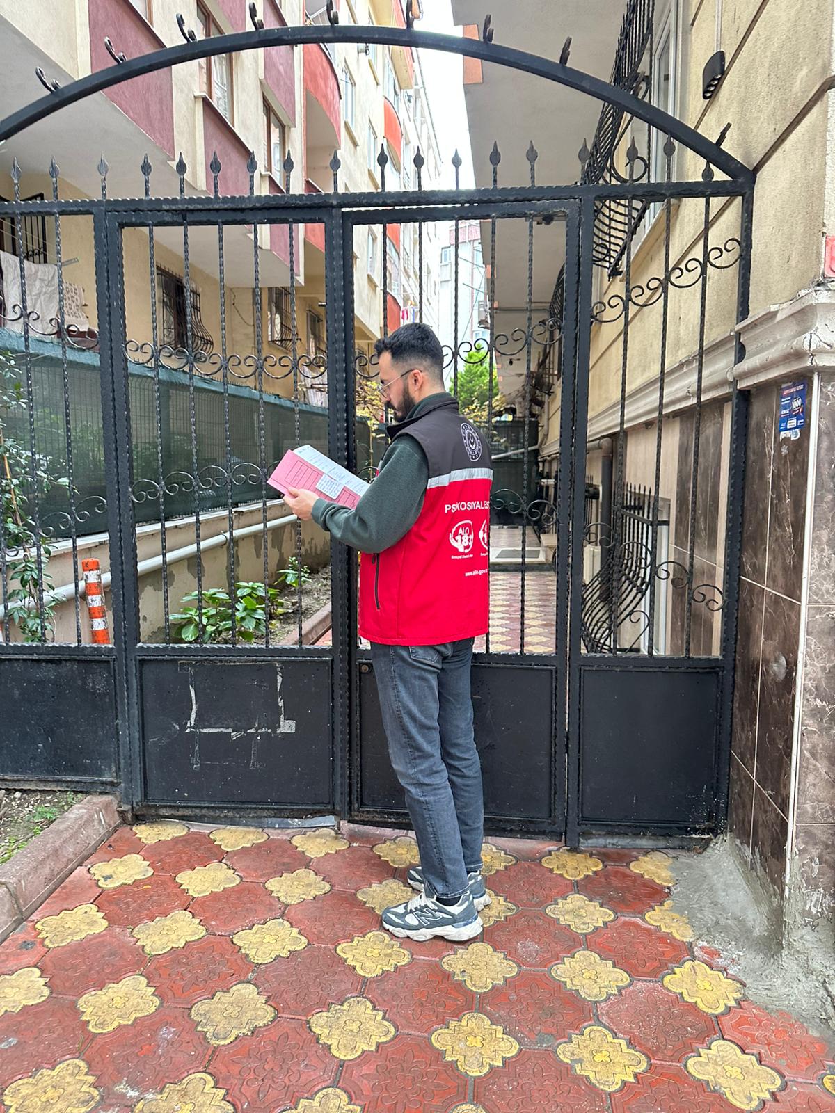 İl Müdürlüğümüze Bağlı Sosyal Hizmet Merkezlerimiz Tarafından İl Genelinde Aile Sosyal Destek Programı Kapsamında Ziyaretlerimiz Devam Ediyor 