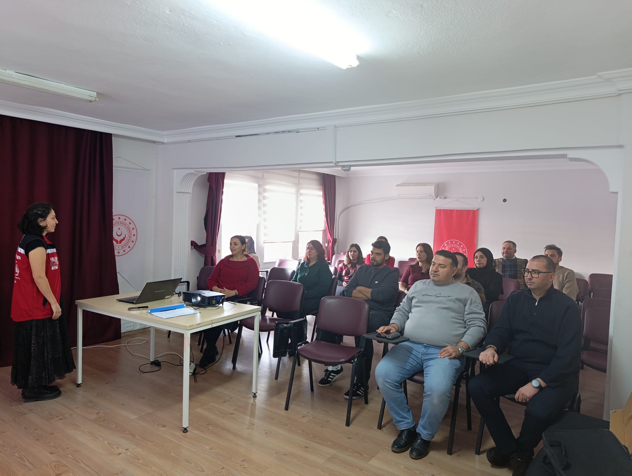  Madde Bağımlılığı ile Mücadele Konulu Eğitim Gerçekleştirildi.