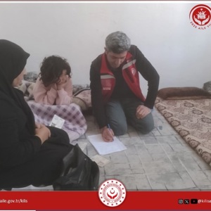 İl Müdürlüğümüze bağlı Kuruluşumuz Sosyal Hizmet Merkezi Müdürlüğünden Sosyal ve Ekonomik  Destek Hizmeti alan 4 ve üzeri çocuklu ailelere 2025 Aile Yılı kapsamında personelimiz tarafından hane ziyaretleri gerçekleştirilmiştir. - fotoğraf 4