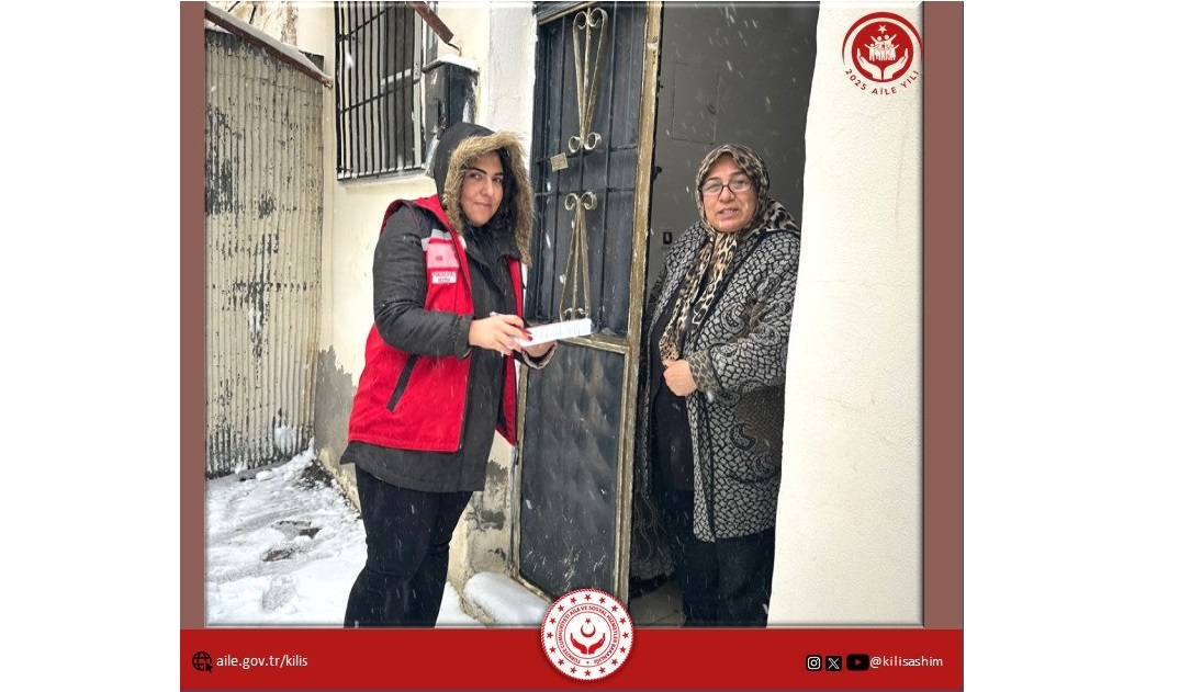 İl Müdürlüğümüze bağlı Sosyal Hizmet Merkezi Müdürlüğü  personeli tarafından evinde yalnız yaşayan ve tek ebeveynli ailelerimizi ziyaret edip, acil ihtiyaçlarını tespit ediyoruz.