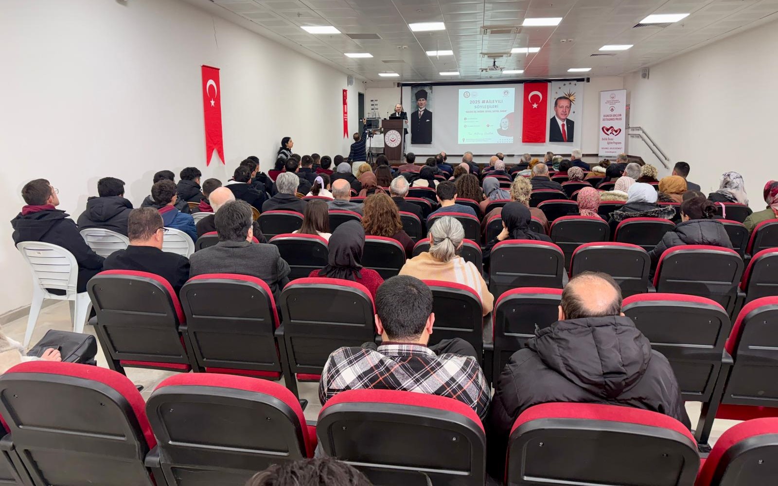  2025 Aile Yılı Söyleşilerimiz Anlamlı Bir Programla Taçlandı