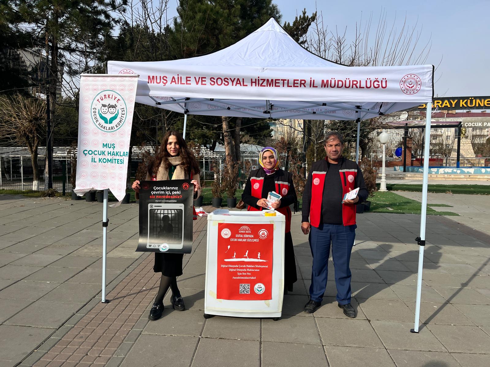 Dijital Dünyada Çocuk Haklarına Dikkat Çekildi