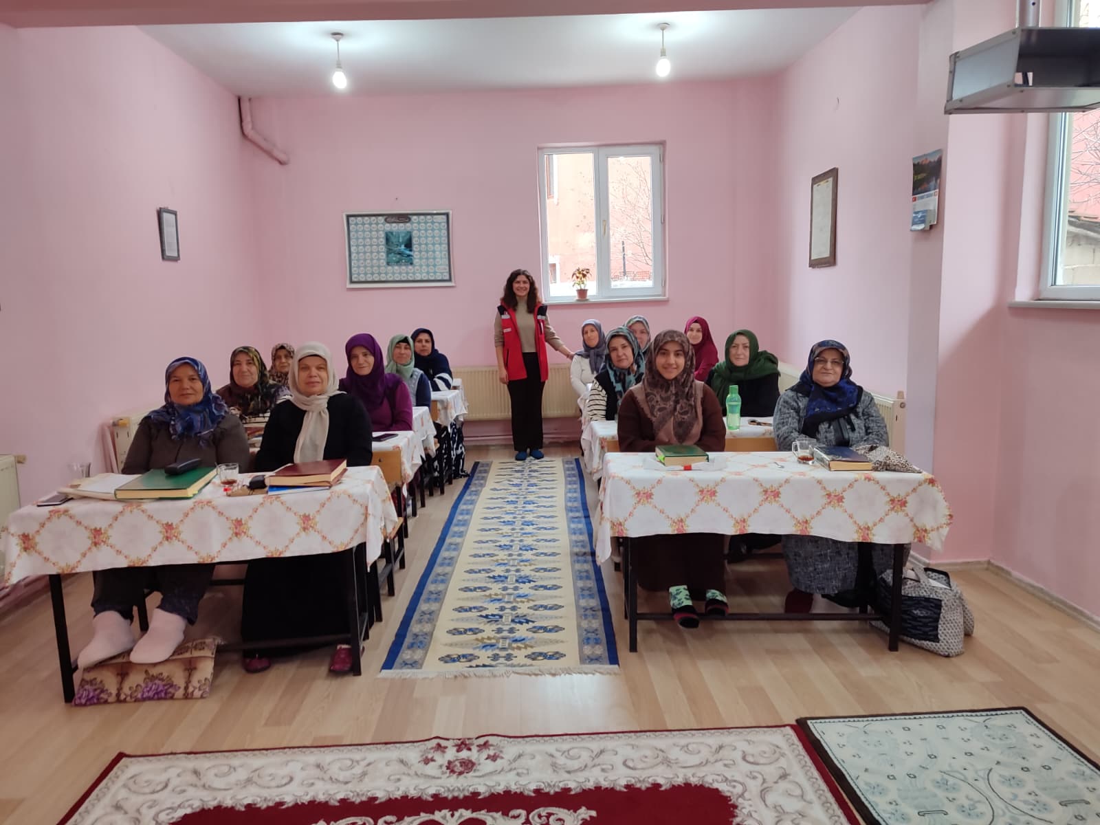 Ayşe Hatun Kur’an Kursu’nda Erken Yaşta Evliliklerle Mücadele Eğitimi 