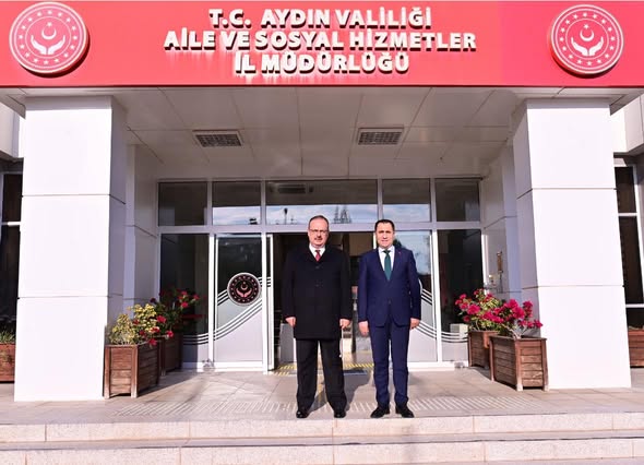 Valimiz Sayın Yakup Canbolat, İl Müdürümüz İlkay Türkoğlu’na iade-i ziyarette bulundu.