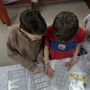 İl Müdürümüz Sayın Emine BÖÇKÜN’ün katılımlarıyla Çocuklarımızla Çikolata Yapımı Atölyesi Gerçekleştirildi. - fotoğraf 2