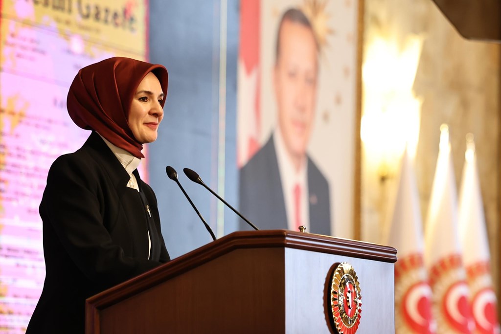 Bakanımız Göktaş'tan 15 yaş altına yönelik sosyal medya düzenlemesine ilişkin açıklama