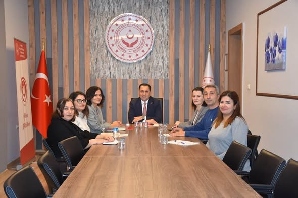İl Müdürümüz İlkay Türkoğlu, Aile ve Toplum Hizmetleri Birimi tarafından gerçekleştirilen 2025 yılı değerlendirme sunumunu aldı.