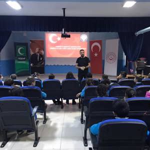 “Güvenli İnternet Projesi” Kapsamında Çalışmalar Devam Ediyor - fotoğraf 17