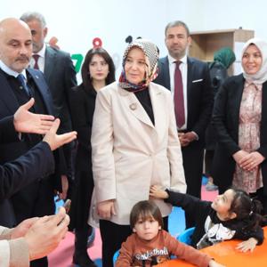  Bakan Yardımcımız Sn. Leman Yenigün, Bizim Aile Çocuk Bakımevinin açılışını gerçekleştirdi. - fotoğraf 3