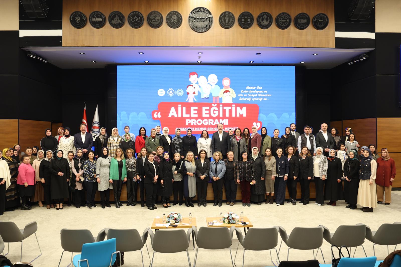 Memur-Sen Temsilcilerine Yönelik Aile Eğitimleri Verilmeye Başlandı