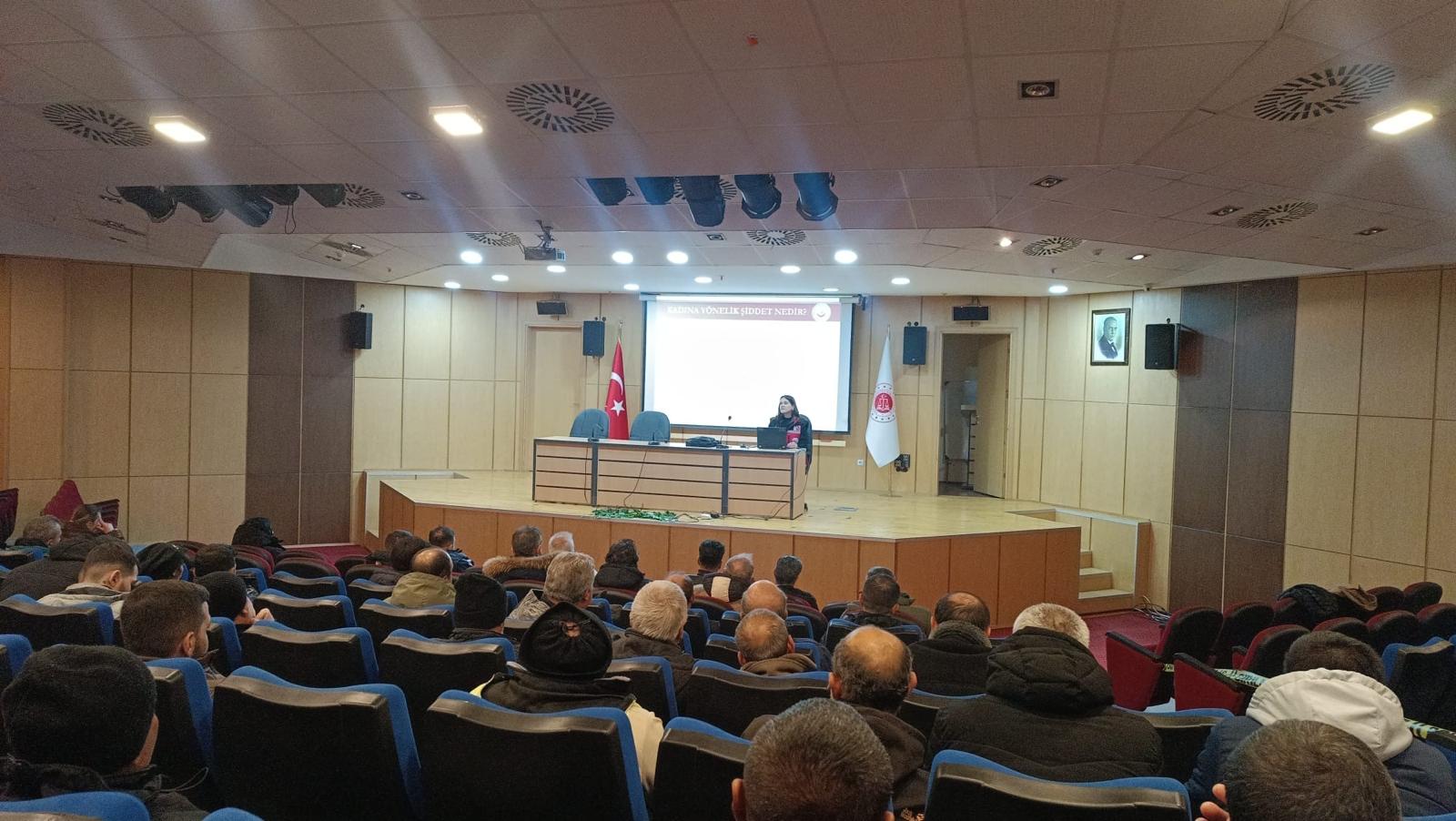 Kadına Yönelik Şiddetle Mücadele Eğitimi Verildi.