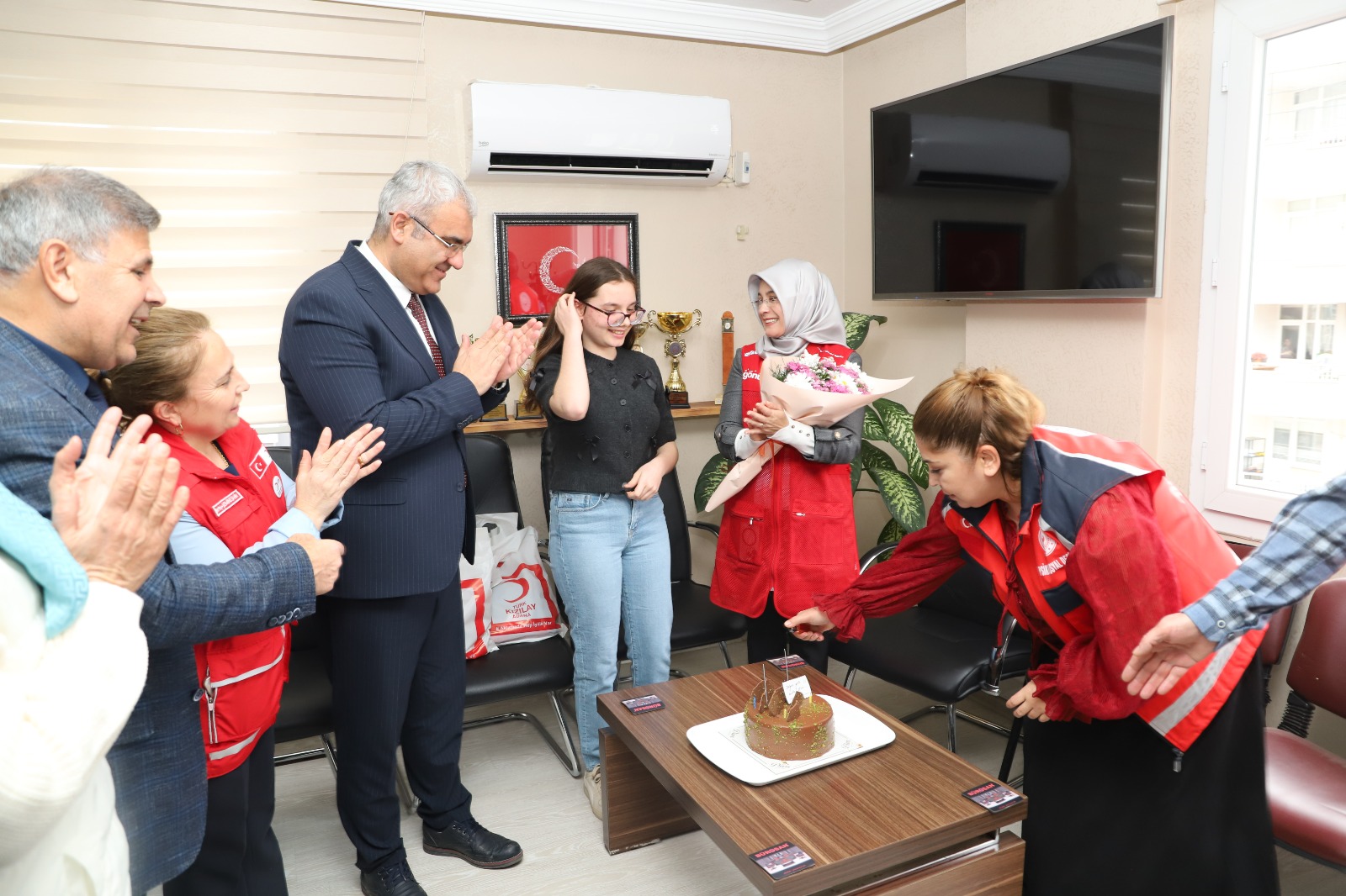 ŞEHİDİMİZİN EMANETİ ESMA YAREN İÇİN ANLAMLI BİR DOĞUM GÜNÜ BULUŞMASI