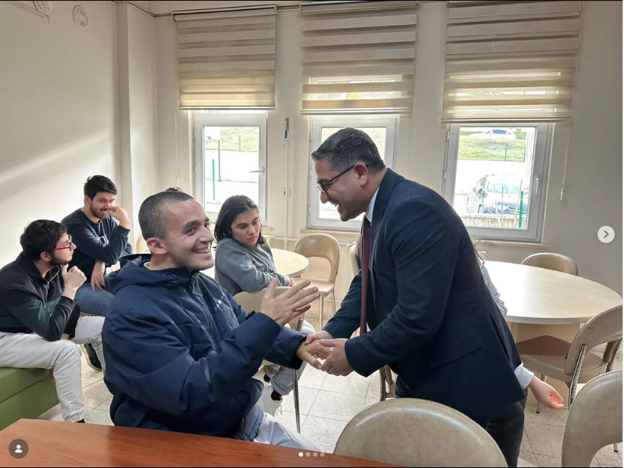 İl Müdürümüz Sayın Adem YÜCEL, Müdürlüğümüze bağlı Gündüz Bakım Rehabilitasyon ve Aile Danışma Merkezi Müdürlüğü’nü ziyaret ederek incelemelerde bulundu.