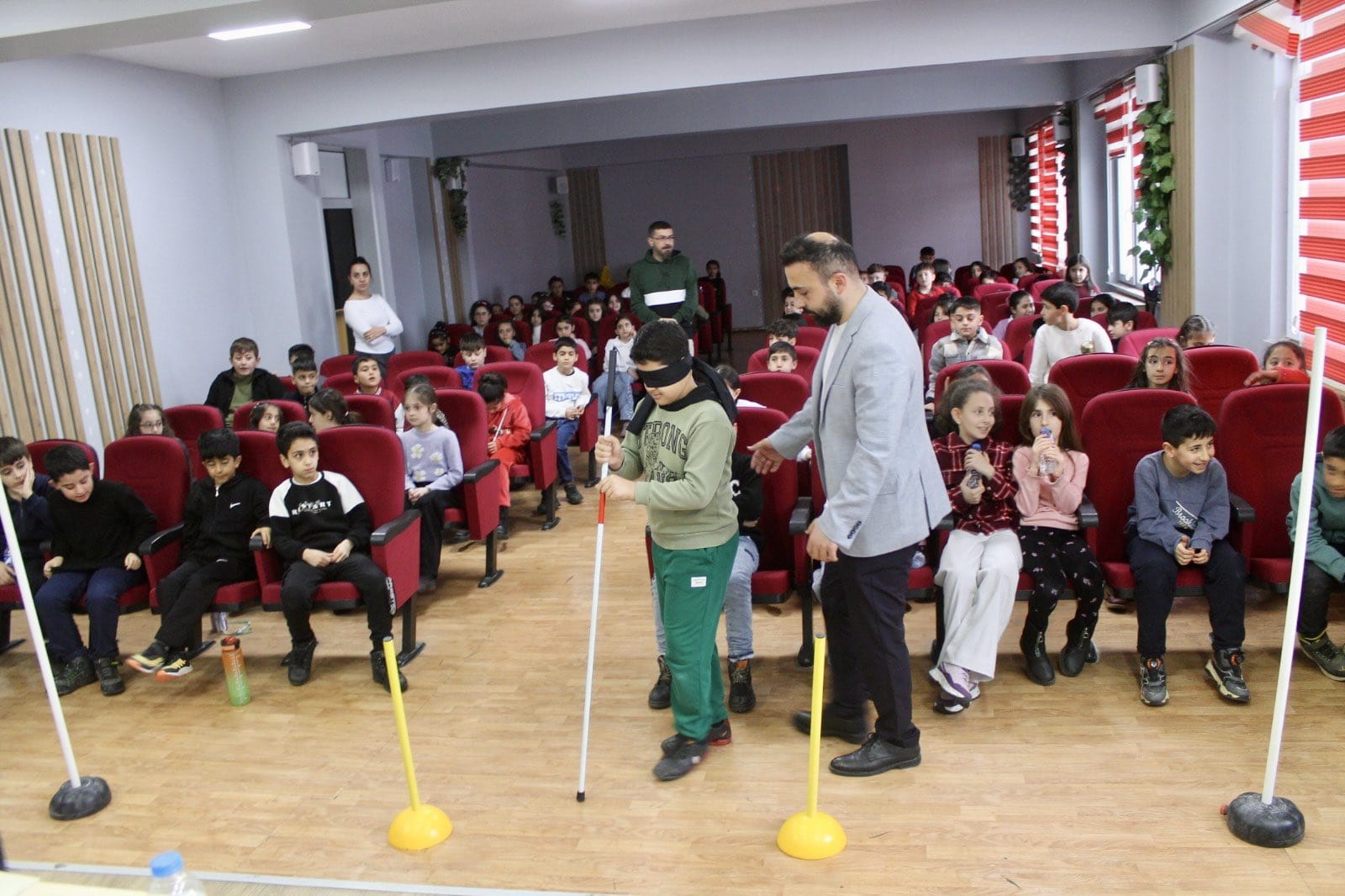 Beyaz Baston Haftası Kapsamında Anlamlı Farkındalık Programı