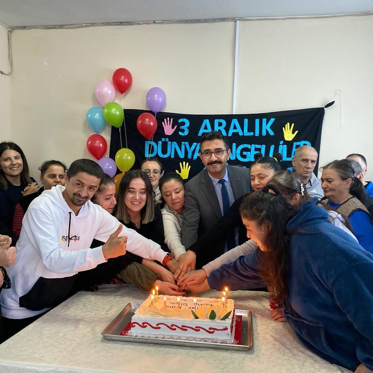 3 Aralık Dünya Engelliler Günü kapsamında Kuzey Bakım Merkezine ziyaret gerçekleştirilmiştir.