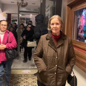 Hasan Öztimur Huzurevimizde kalan kıymetli büyüklerimiz "Süt Kardeşler" isimli oyunu izleyerek keyifli bir akşam geçirdiler - fotoğraf 5