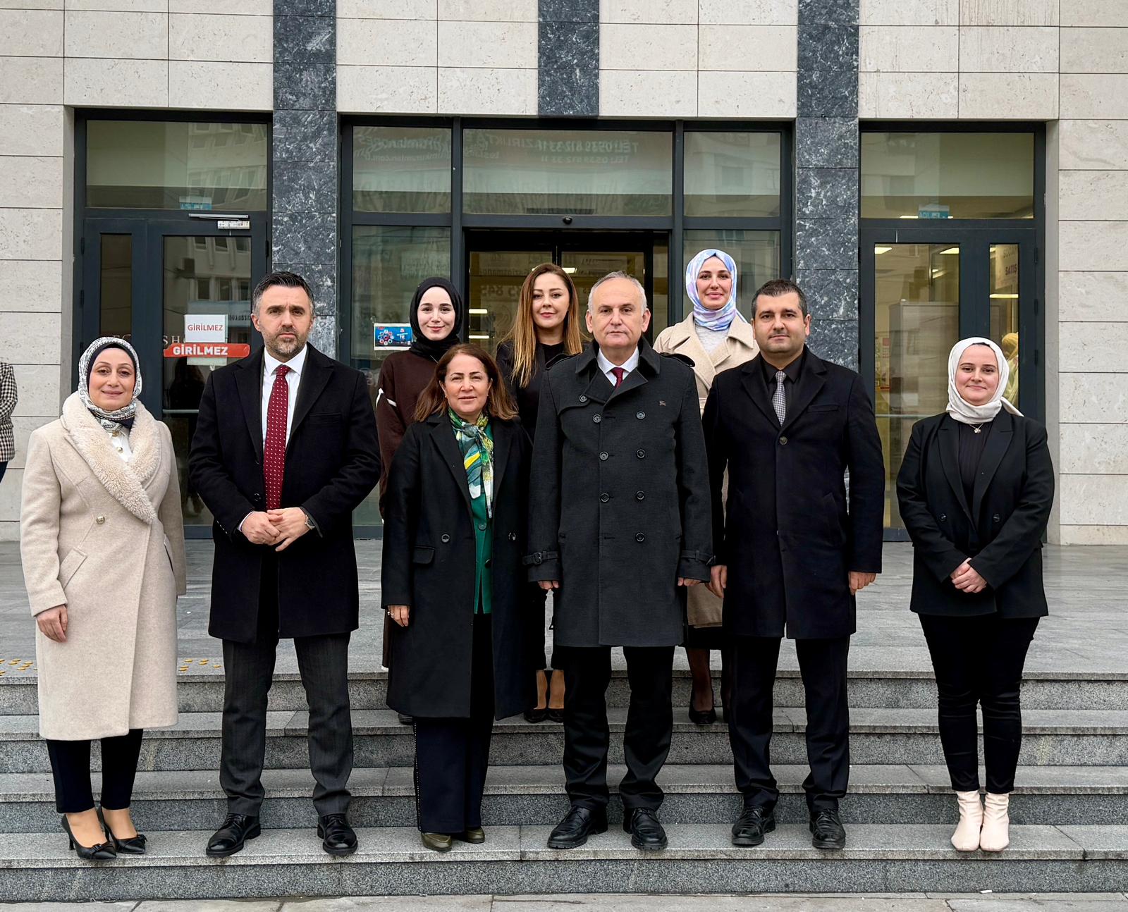 Bakan Yardımcımız Sn. Sevim Sayım Madak, Gaziosmanpaşa Aile Destek Merkezi ve Sosyal Dayanışma Merkezi’ni Ziyaret Etti