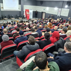 Valimiz Sayın İsmail USTAOĞLU’nun Konuşmalarıyla “Aile Yılında Hayatın Her Köşesi; Din, Hukuk ve Sosyal Hizmet Penceresinde Aile Paneli”nin Açılışı Gerçekleştirildi - fotoğraf 3