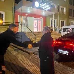 İl Müdürümüz Sayın Emine BÖÇKÜN, Yeni Yılın İlk Saatlerinde Kuruluşlarda Görev Yapan Çalışma Arkadaşlarımızı ve Hizmet Alanları Ziyaret Etti - fotoğraf 2