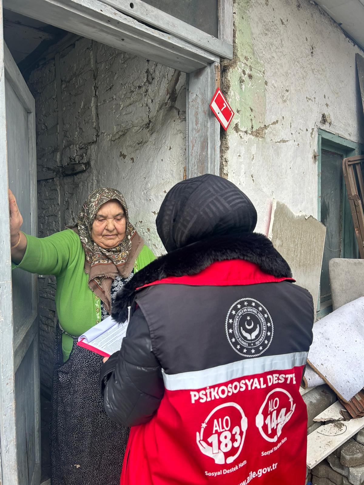Aile Sosyal Destek Uzmanlarımız Saha Çalışmalarına Devam Ediyor.