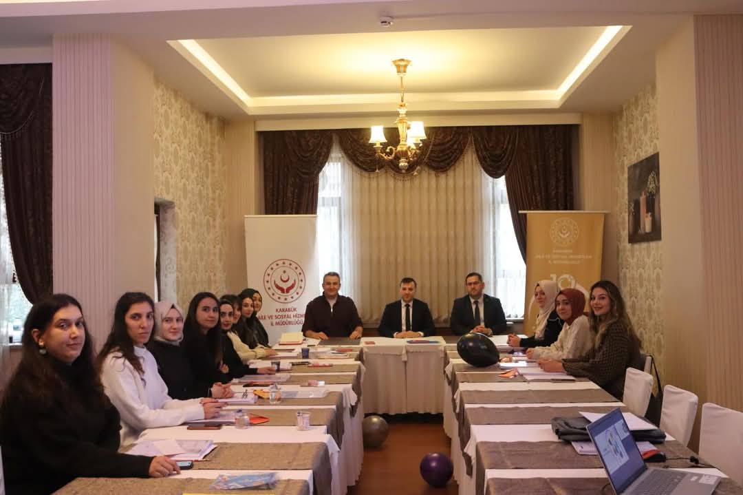 Çocuk Koruma Alanında Çalışan Meslek Elemanları İçin Değerlendirme Eğitimi Gerçekleştirildi