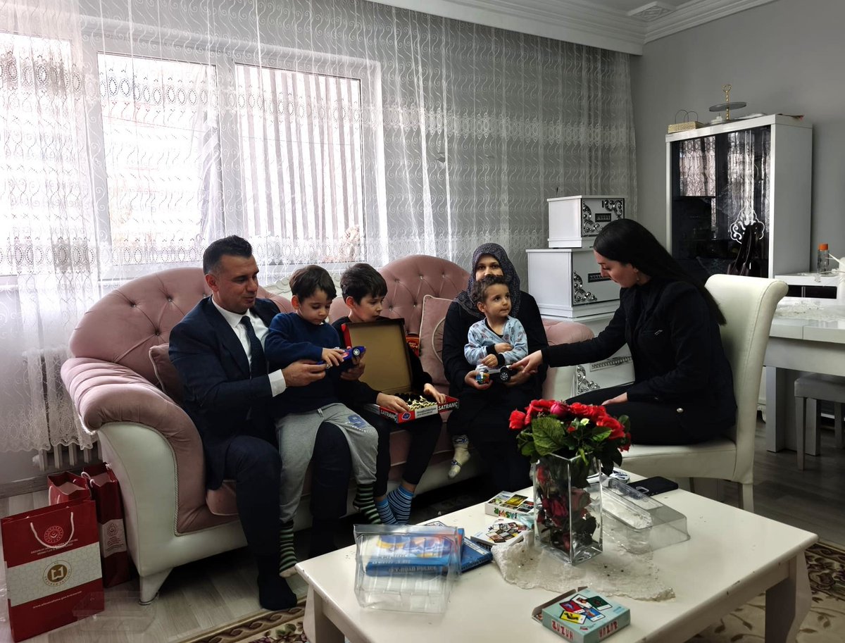 Yangında Hayatını Kaybeden Serhat Kısa’nın Ailesine Ziyaret